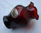 Impresionanta vaza din sticla rubinie marca Royal provenienta S.U.A.