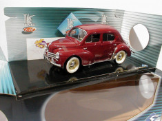 Macheta Renault 4CV Berline 1960 - SOLIDO scara 1:18 foto