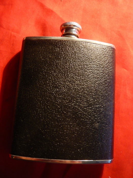Sticla de bautura de buzunar - Anglia -Guaranteed hip flask -18/8 inox ,h= 13 cm