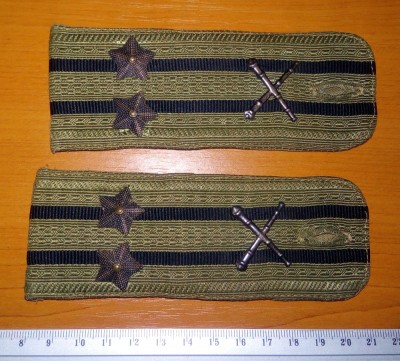 LOT 2 EPOLETI MILITARI VECHI foto