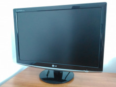 Monitor 24&amp;#039;&amp;#039; LG Flatron foto