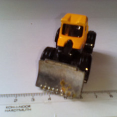 bnk jc Matchbox - Tractor Plow - MB 686