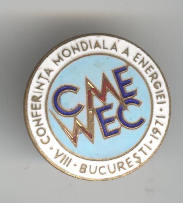 A 8 a Conferinta Mondiala a Energiei - Bucuresti 1971 - Insigna email - foto