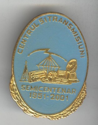 CENTRUL 51 TRANSMIIUNI 1951-2001 SUPERBA si Rara Insigna MILITARA foto