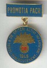 SCOALA de OFITERI ACTIVI INFANTERIE - Rara - Insigna MILITARA foto