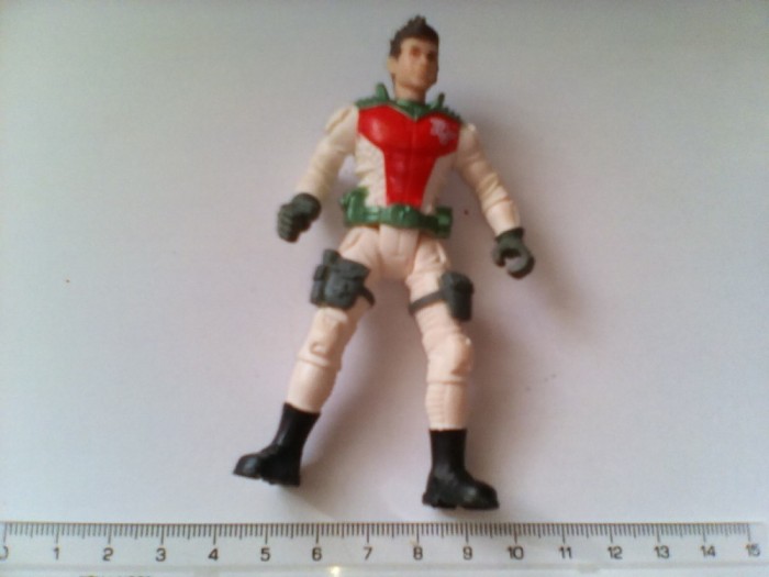 bnk jc Figurina plastic Chap Mei 2012