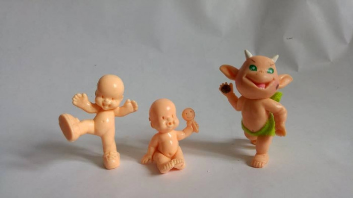 Lot 3 figurine bebe bebelusi copilasi in pielea goala, cauciuc, cca 5cm, botez