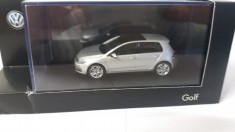 macheta metal vw golf 7 4 usi - herpa, scara 1/43, model reprezentanta vw. foto