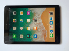 Apple Ipad 6 gen 9.7 2018 32gb WIFI+ Cellular Gray GARANTIE 04/2019 foto