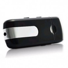 Stick USB iUni SpyCam STK102 cu Camera Spy si Senzor de Miscare MediaTech Power foto