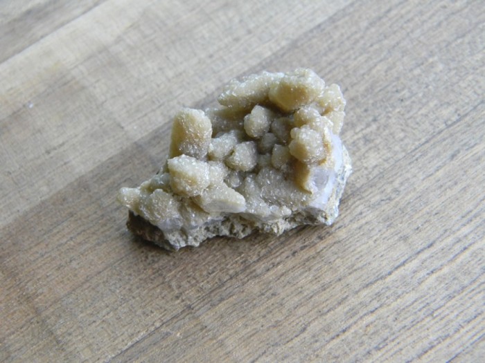 Specimen minerale - CALCITA PE CUART (C4)