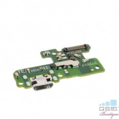 Banda Flex Placa Circuit Conector Incarcare Si Microfon Huawei P8 Lite (2017) foto