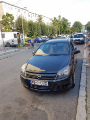 Vand Opel Astra Break neagra 2005 1.7 Diesel 101CP foto