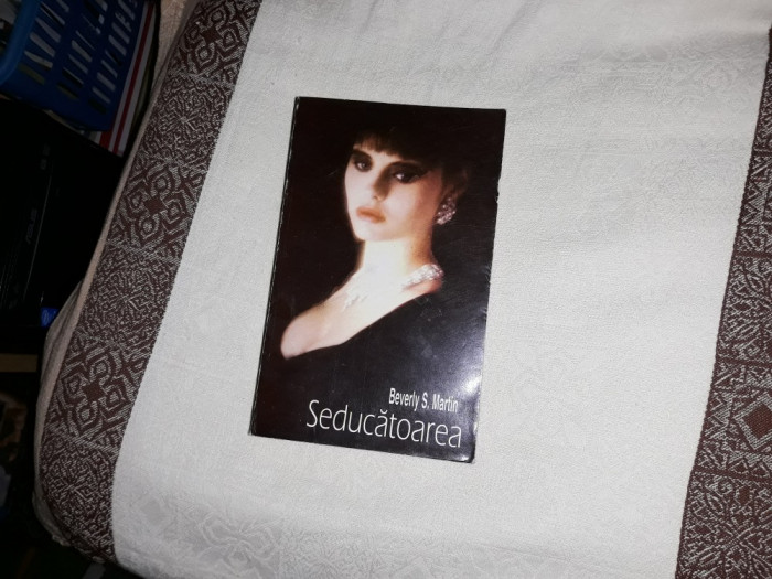 BEVERLY S. MARTIN - SEDUCATOAREA