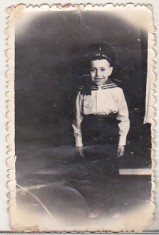 bnk foto - Copil in uniforma de marinar - anii `60