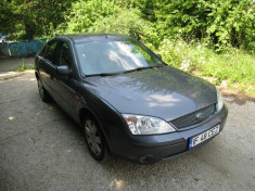 ford mondeo foto