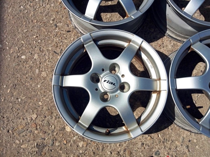 JANTE RIAL 15 4X100 LOGAN RENAULT OPEL SI ALTELE foto mare JANTE RIAL 15 4X100 LOGAN RENAULT OPEL SI ALTELE foto mare