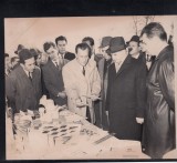 N. CEAUSESCU VIZITA EXPOZITIA MATERIALE CONSTRUCTIE DGCM BUCURESTI 22,5/17 CM.