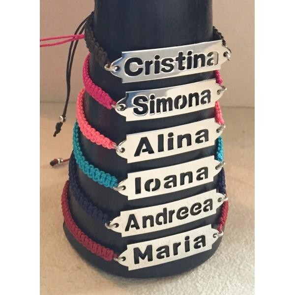 Bratara personalizata cu snur impletit si placuta cu nume din argint foto mare Bratara personalizata cu snur impletit si placuta cu nume din argint foto mare