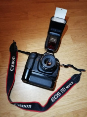 Canon 5D Mark2+Obiectiv Canon 1.8 50mm+Rucsac+Grip+Blitz+Card 3500 LEI foto