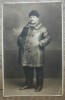 Barbat imbracat in haine de iarna// fotografie de cabinet, tip CP, Romania 1900 - 1950, Portrete