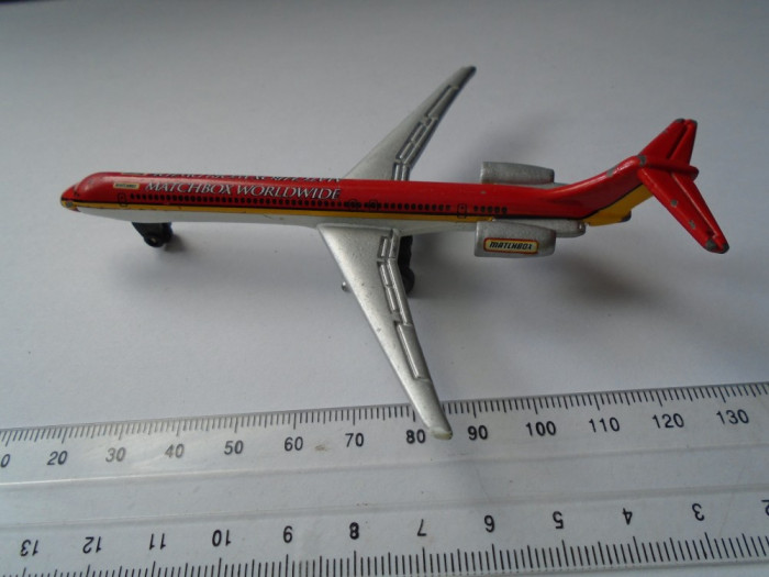 bnk jc Matchbox - MD 90 - McDonnell Douglas MD-90