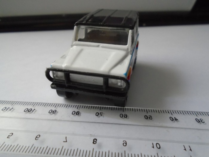 bnk jc Matchbox Land Rover Ninety - 1/62