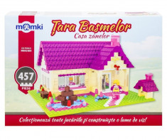 Momki - Tara basmelor, Casa zanelor, 457 piese foto