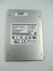 SSD Slim Toshiba 2.5&amp;quot; 256GB SATA-3, 6Gb/s, 100% LIFE foto