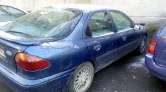 vand ford mondeo foto