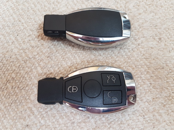 Cheie cu 3 butoane Mercedes Benz 433MHz cu Chip NEC - Smart Remote Key