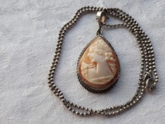 MEDALION CAMEE pe SCOICA in montura ARGINT delicat VIENA 1900 RAR pe Lant argint