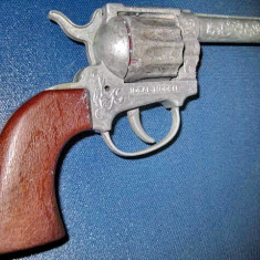 1332-Pistolet Magnum Ideal Modell pt recuzita teatrala sau jucarie.