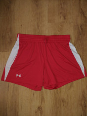 Pantaloni scur?i Under Armour marimea M foto