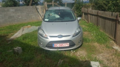 Vand ford fiesta 2009 avariat foto