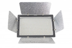 Yongnuo YN900 Lampa foto-video 900 PRO LED, CRI 95 3200-5500k foto