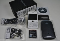 BLACKBERRY CURVE 9360 / ALB/ NOU foto