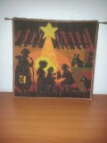 Peretar religios tesut tesatura tapiserie decor de perete Nasterea Domnului pe suport alama