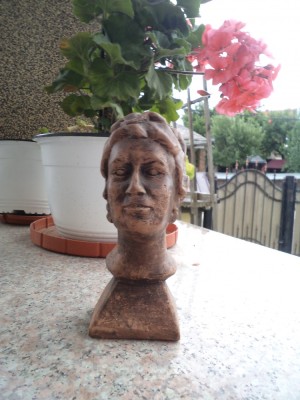 BUST DE FEMEIE -PERSONALIZAT foto