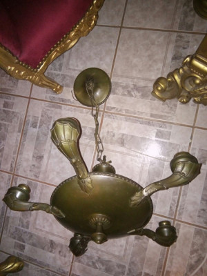 Candelabru foarte vechi in stilul Art Nouveau foto