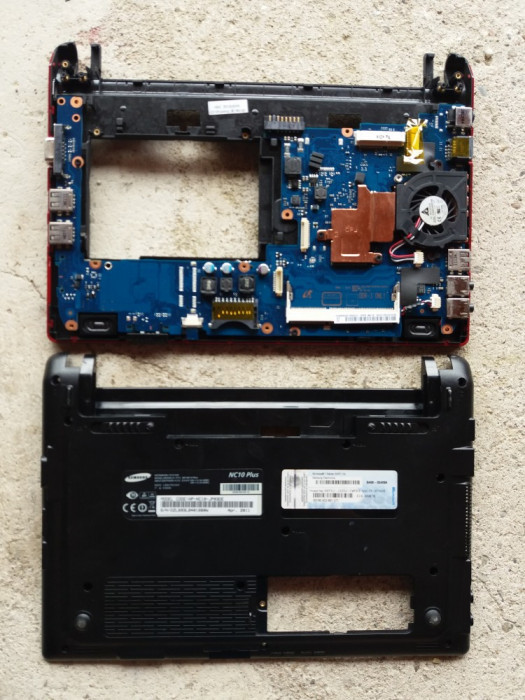 placa de baza, procesor , carcasa inferioara SAMSUNG NC 10 plus