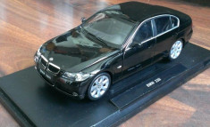 Macheta BMW Seria 3 E90 - Welly 1/18 foto