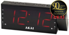 Radio cu ceas Akai ACR-1001, FM radio, dual alarm, proiector si functie incarcare telefon foto