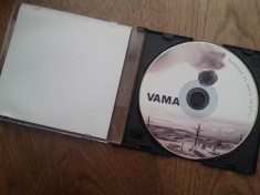 VAMA VECHE- DUMNEZEU NU APARE LA STIRI / 1 CD foto
