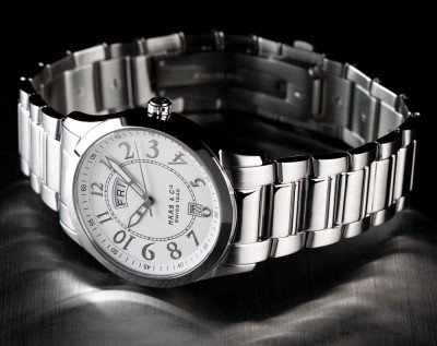 CEAS de LUX , mec. SWISS MADE : HAAS et CIE , plat : 9 mm , model silver , data foto