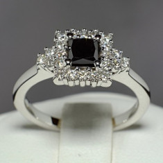 Inel din Aur cu Diamant negru 0,58ct si diamante secundare foto