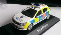 Macheta Vauxhall (Opel) Astra H Politia UK - noua, Atlas 1/43 foto