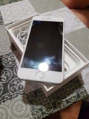 Iphone 7 Silver 128 gb foto