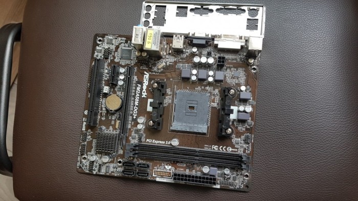 190S.Placa De Baza ASRock FM2A58M-DG3+,2xDDR3,Socket FM2+ foto mare 190S.Placa De Baza ASRock FM2A58M-DG3+,2xDDR3,Socket FM2+ foto mare