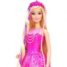 Regatul parului fara de capat - Barbie Printesa prinde si coafeaza foto